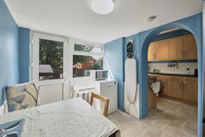 Photo 8- click for photo gallery